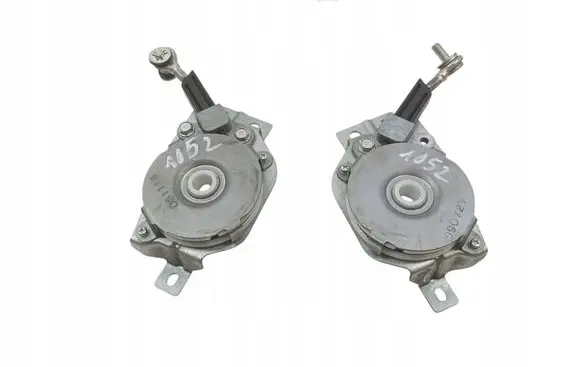 Mitsubishi Outlander Shock absorber/damper mounting bracket 