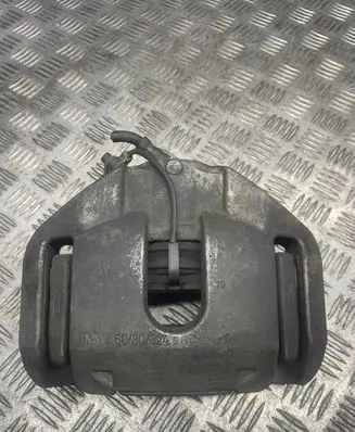BMW 5 E60 E61 Front brake caliper F869511