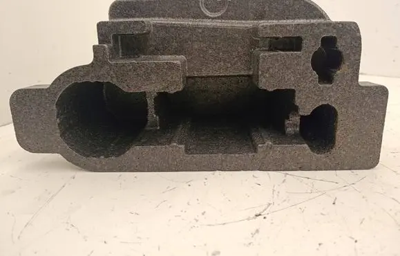 Jaguar XE Glove box in trunk GX7319H323BE