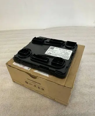 Audi A4 S4 B9 8W Central body control module 8W1907064BC