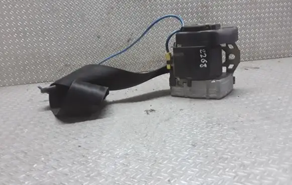 Audi A6 S6 C5 4B Front seatbelt