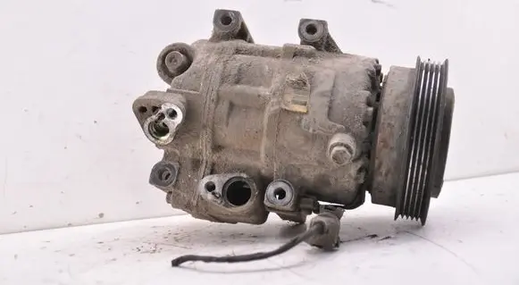 Hyundai i30 Air conditioning (A/C) compressor (pump)