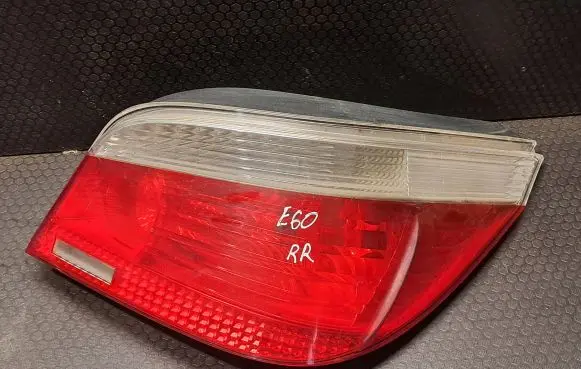 BMW 5 E60 E61 Rear/tail lights 6910768