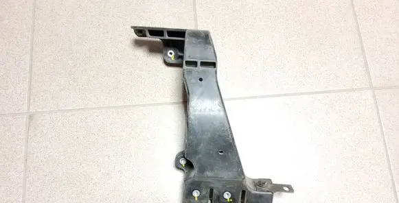 Radiator support slam panel bracket