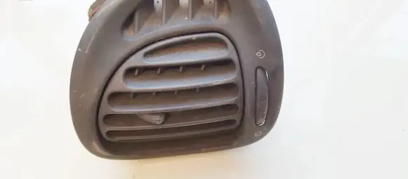Dashboard side air vent grill/cover trim