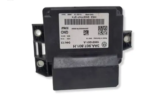 Volkswagen Passat Alltrack Hand brake control module 3AA907801H