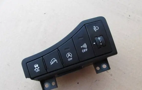 KIA Sportage Steering wheel buttons/switches W69K 937003U690WK