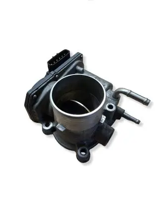 Toyota Avensis T270 Throttle valve 261000R020
