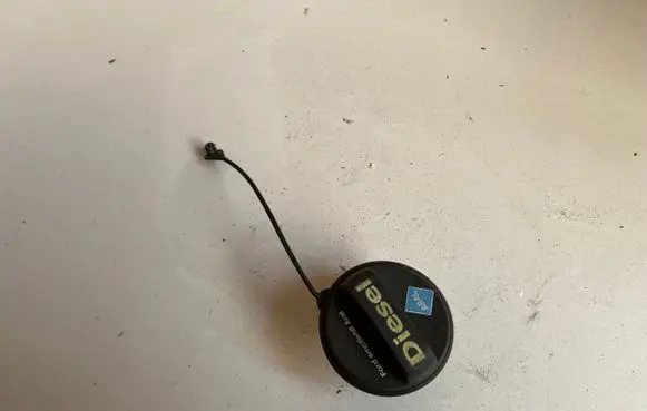 Ford Focus Fuel tank filler cap 