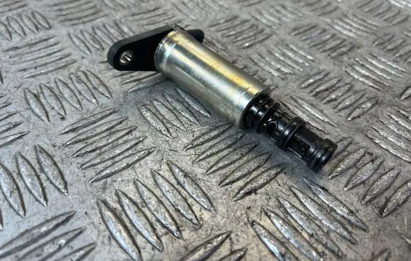 Chrysler Pacifica Turbo solenoid valve 05047897AG