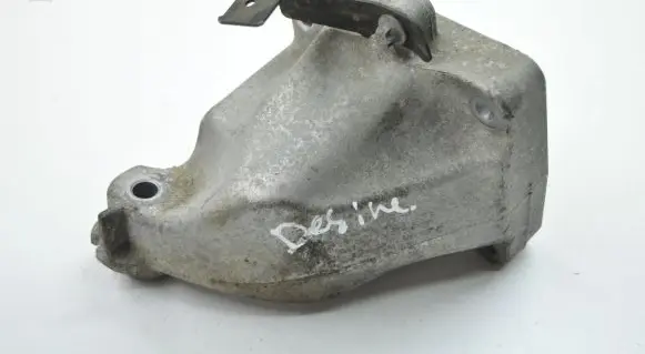 Mercedes-Benz CLS C219 Engine mounting bracket A6422230104