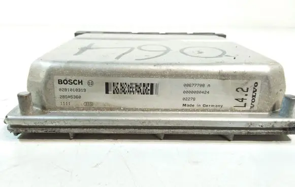 Volvo V70 Engine control unit/module