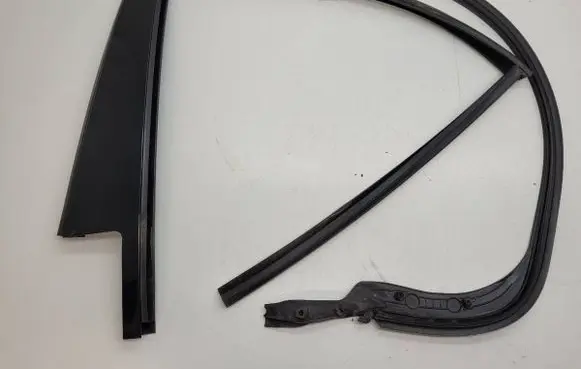 BMW 7 G11 G12 (A) pillar trim 7369885AUTOFROST