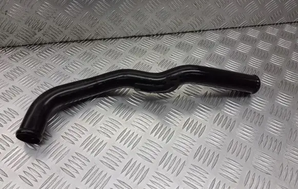 Ford Mondeo Mk III Turbo air intake inlet pipe/hose