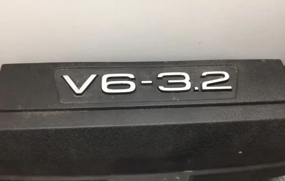 Audi A6 S6 C6 4F Engine cover (trim) 06E103925A