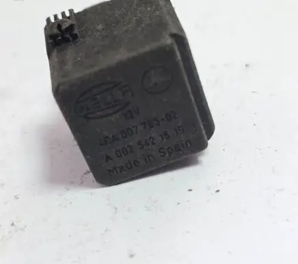 Mercedes-Benz A W168 Other relay A0025421519 46A00779302 4RA00779302