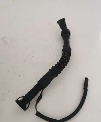 BMW 5 E60 E61 Breather hose/pipe 7527570