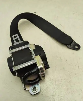 Mercedes-Benz C W205 Front seatbelt A2058601501