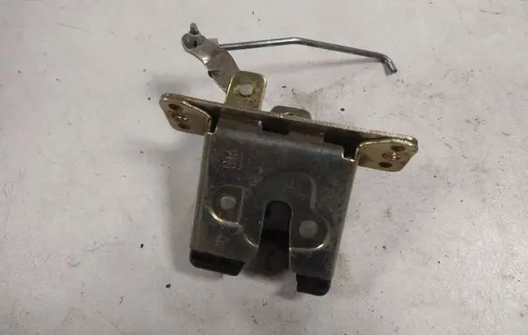 Opel Corsa B Loading door lock 