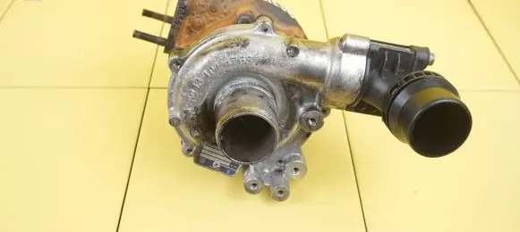 Nissan Qashqai Turbo H821067824 R9M405