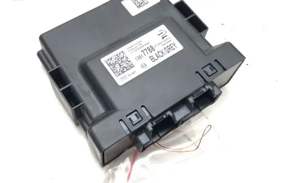 Opel Astra K Parking PDC control unit/module 13517788