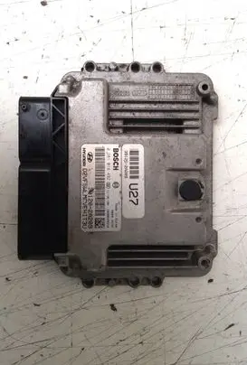 Hyundai i40 Engine control unit/module 391202A209