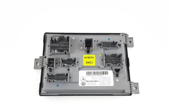 Mercedes-Benz GLC X253 C253 SAM control unit A2059007243 A2059014718 A1679023203