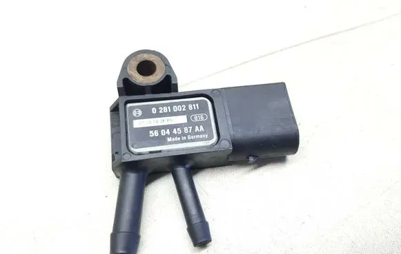 Chrysler 300 - 300C Exhaust gas pressure sensor 0281002811 nr7401