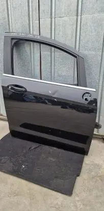 Ford B-MAX Front door