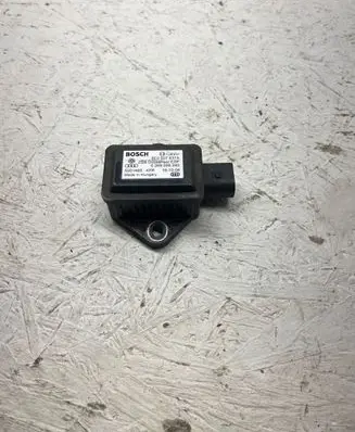 Volkswagen PASSAT B6 ESP acceleration yaw rate sensor 8E0907637A 0265005245 5001485