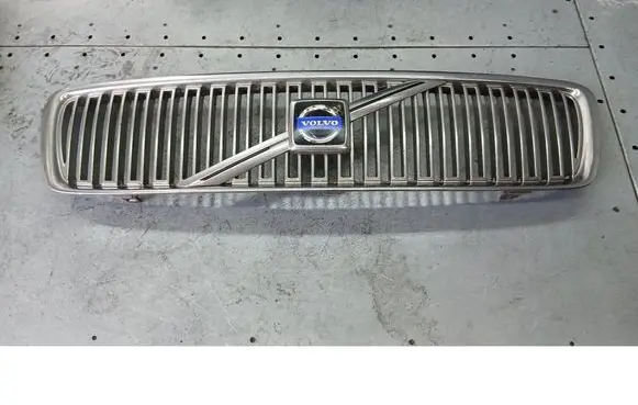 Volvo V70 Front grill 8659875