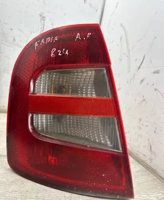 Skoda Fabia Mk1 (6Y) Rear/tail lights 6Y6945095 6Y6945111 TK186147
