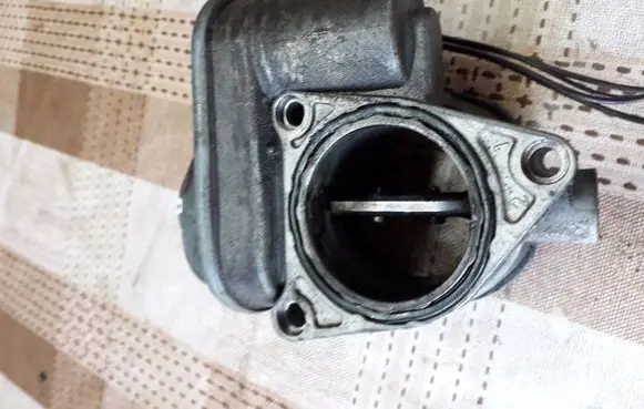 Audi A3 S3 8P Throttle valve 1C08754006