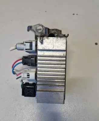 Toyota Avensis T270 Glow plug pre-heat relay 1327000010 2855130010 11N03343
