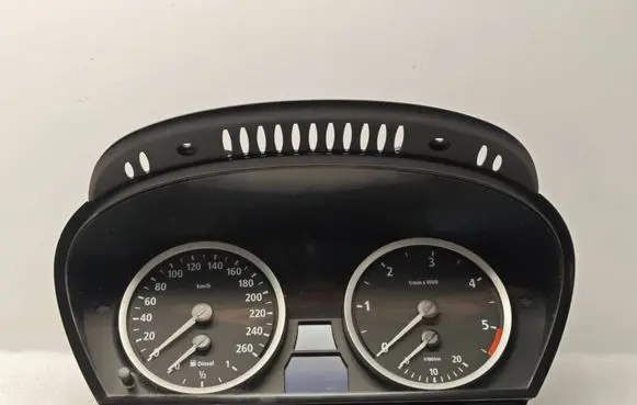 BMW 5 E60 E61 Speedometer (instrument cluster) 6974576 110080213