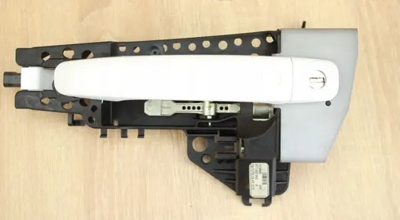 Audi A5 8T 8F Loading door exterior handle/bracket KLAMZEWN354N35