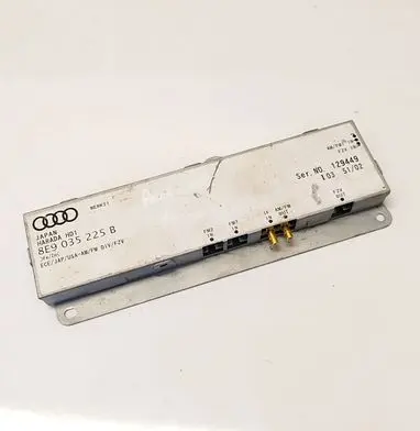 Audi A4 S4 B6 8E 8H Antenna control unit 8E9035225B