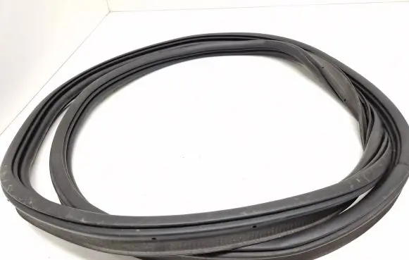 Ford Mondeo MK V Trunk rubber seal (body) 