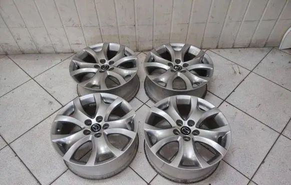 Mazda CX-9 R18 alloy rim 
