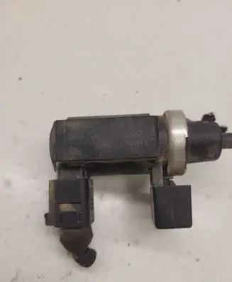 Audi A4 S4 B7 8E 8H Turbo solenoid valve 8E0903628 72290333