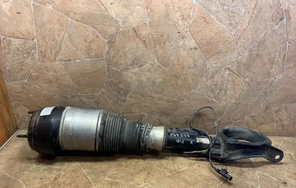 Mercedes-Benz GLE (W166 - C292) Air suspension front shock absorber A2923200300