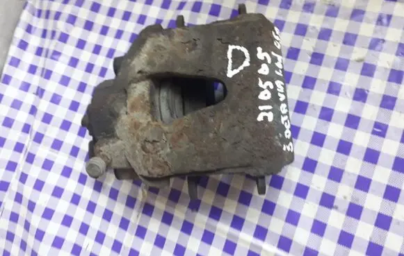 Skoda Octavia Mk1 (1U) Front brake caliper