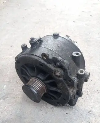 Mercedes-Benz CLK A209 C209 Generator/alternator A0001502550