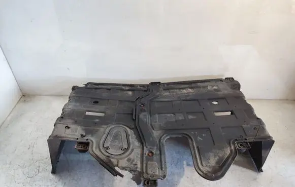 Engine splash shield/under tray