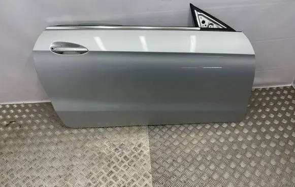 Mercedes-Benz E C207 W207 Door (2 Door Coupe) 