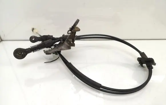 Gear shift cable linkage