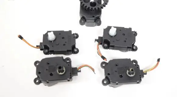 BMW X4 F26 Air flap motor/actuator 52433779R0 52432102R0