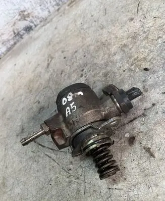 Audi A5 8T 8F Fuel injection high pressure pump