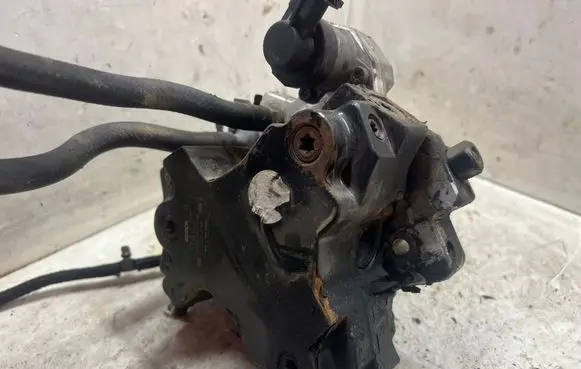 Hyundai Santa Fe Fuel injection high pressure pump 3310027400