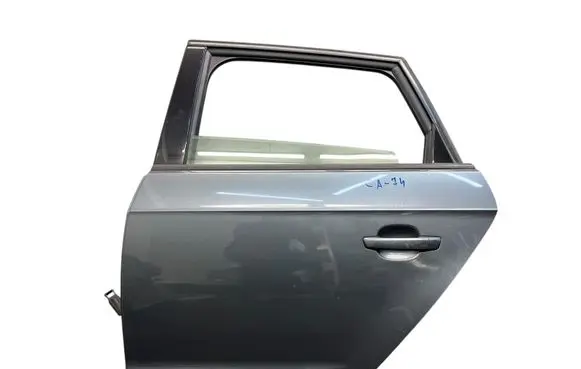 Rear door
